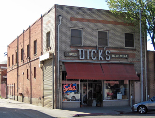 Dick's Shoes